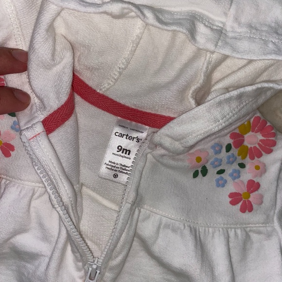 Carter's babygirl 9m jean & sweater set with flowers - Picture 8 of 8